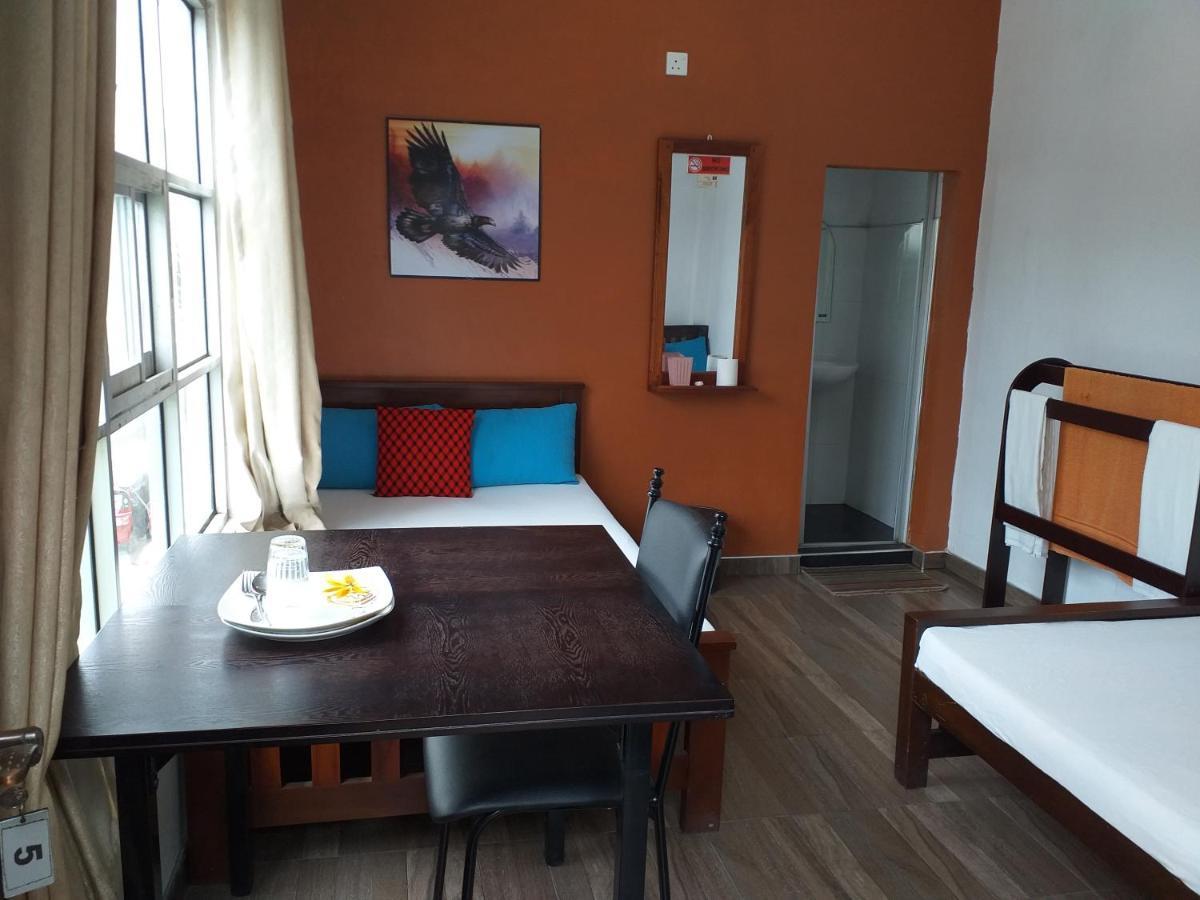 Travel Nest Lägenhet Badulla Exteriör bild