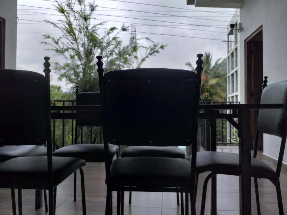 Travel Nest Lägenhet Badulla Exteriör bild